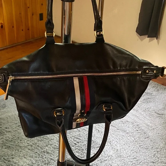 Tommy Hilfiger Black handbag EUC - Picture 4 of 12